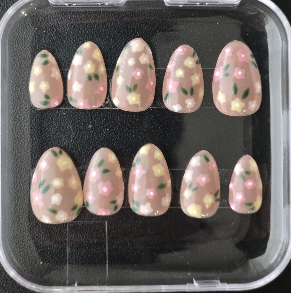 Spring, Floral, Press-on Nails, Handmade, Custom Sizing